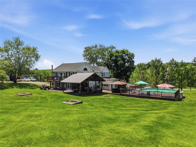 2976 Henderson Road, Mt Pleasant Twp, PA 15301