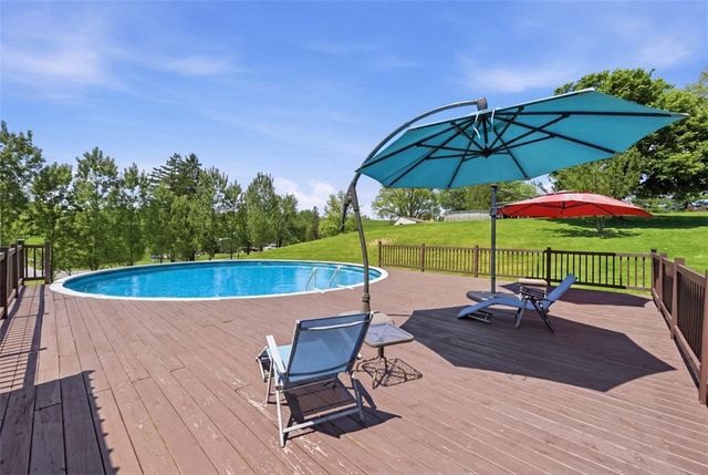 2976 Henderson Road, Mt Pleasant Twp, PA 15301