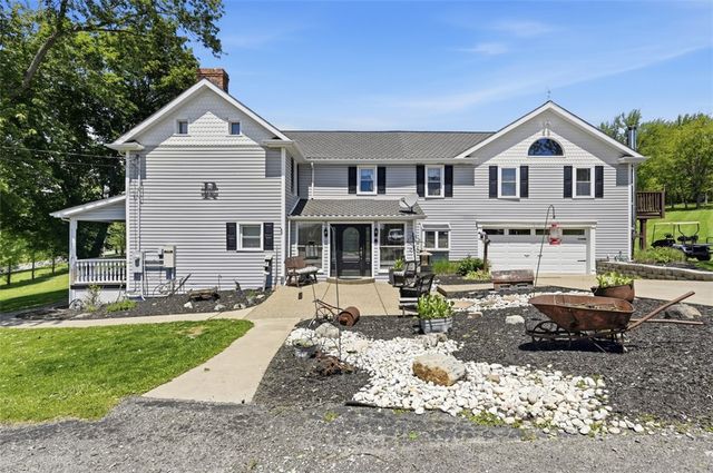 2976 Henderson Road, Mt Pleasant Twp, PA 15301