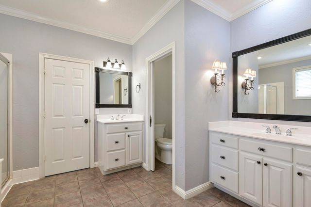614 E Falls Circle, Ozark, MO 65721