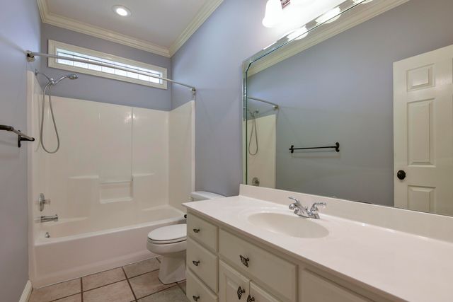 614 E Falls Circle, Ozark, MO 65721