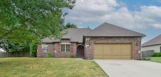 614 E Falls Circle, Ozark, MO 65721
