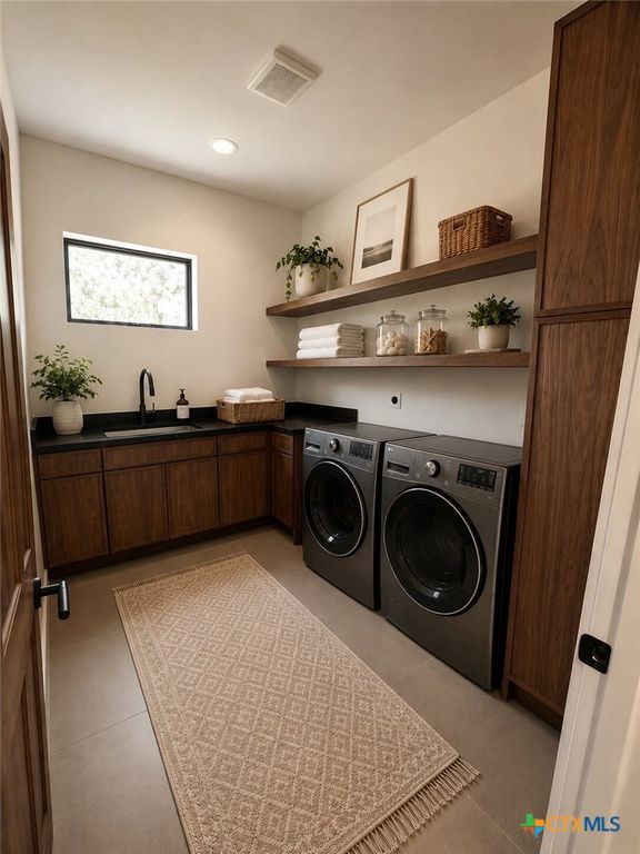 Image 6 of property listing at 57 Ohio Street, New Braunfels, TX 78130