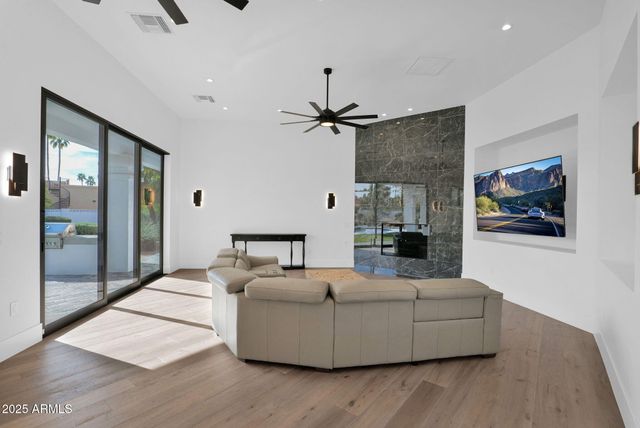 8595 E Sharon Drive, Scottsdale, AZ 85260