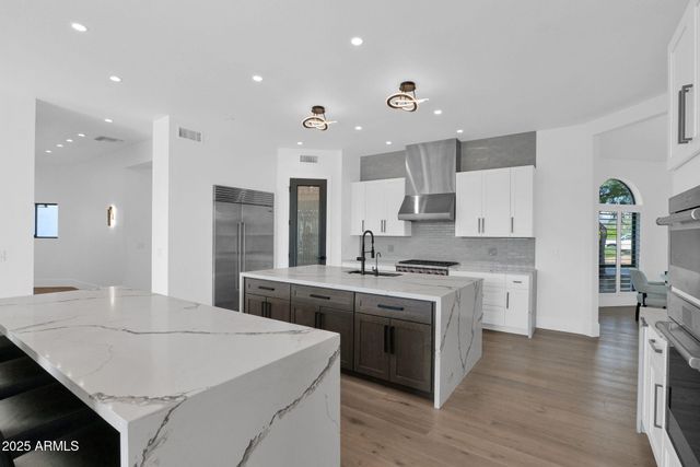 8595 E Sharon Drive, Scottsdale, AZ 85260