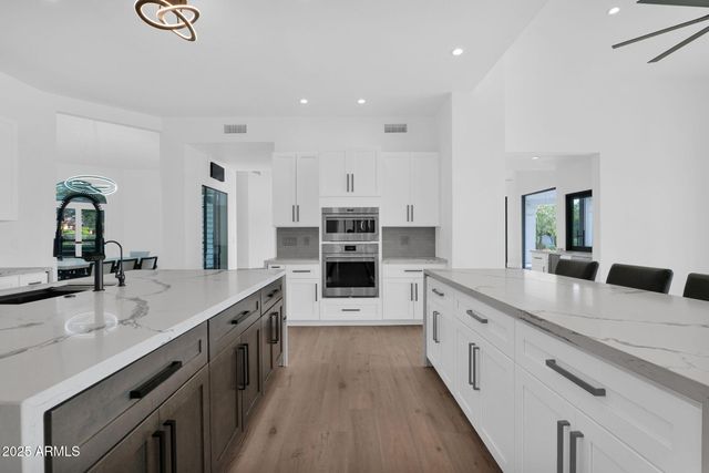 8595 E Sharon Drive, Scottsdale, AZ 85260