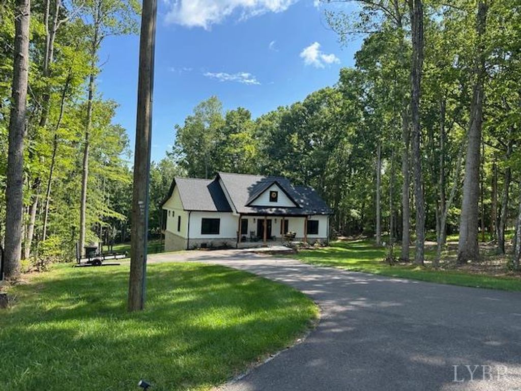 215 Kent Road, Evington, VA 24550