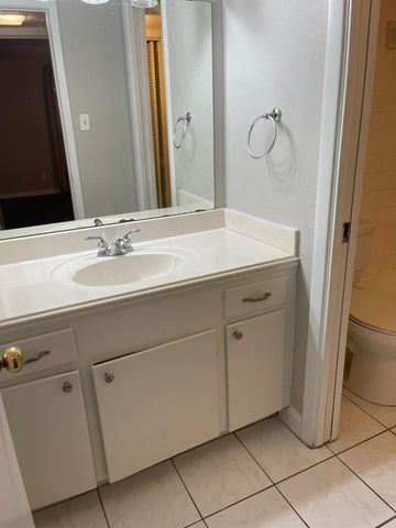2822 Briarhurst Drive 42, Houston, TX 77057