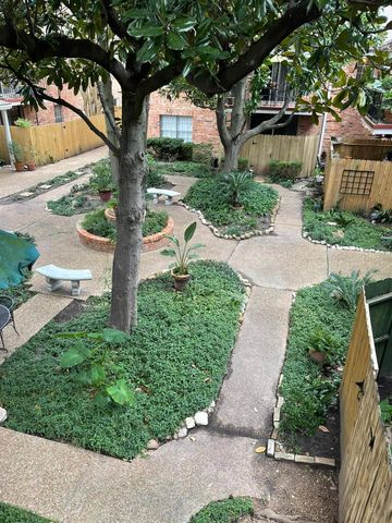2822 Briarhurst Drive 42, Houston, TX 77057
