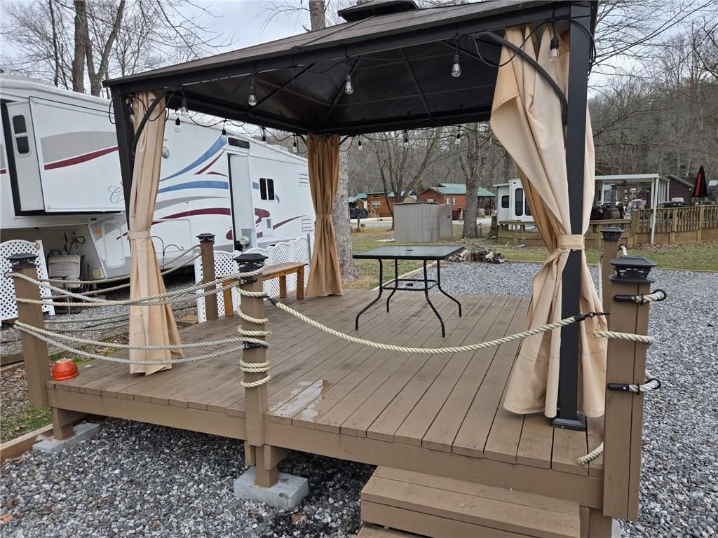 155 Fishtail Circle, Cleveland, GA 30528