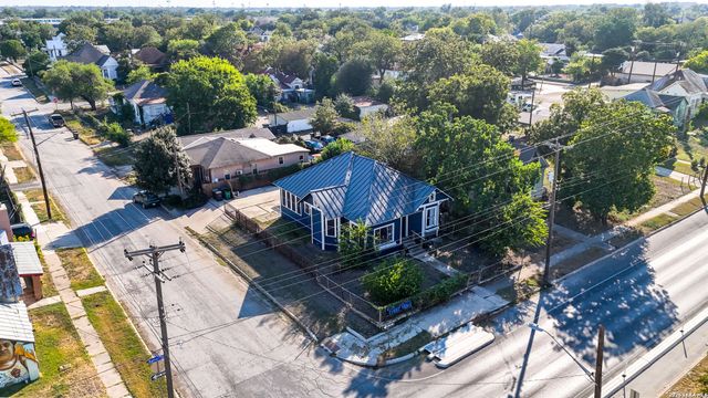 1502 Buena Vista, San Antonio, TX 78207