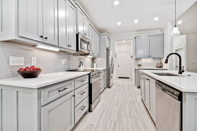 10 Clevedon Circle, Bella Vista, AR 72715