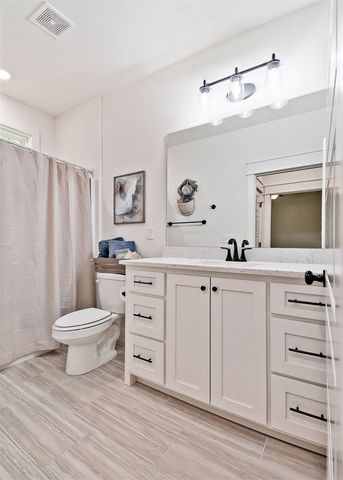 10 Clevedon Circle, Bella Vista, AR 72715