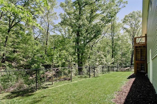 10 Clevedon Circle, Bella Vista, AR 72715