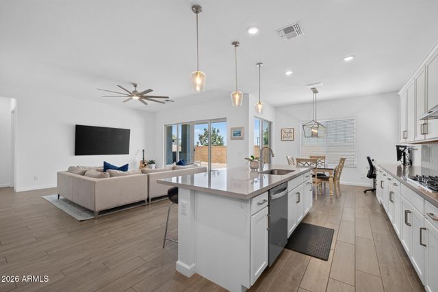 22612 E LORDS Way, Queen Creek, AZ 85142
