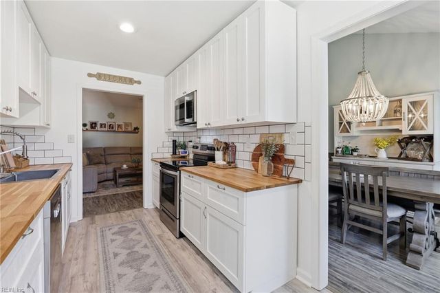 4141 Peridot DR, Virginia Beach, VA 23456