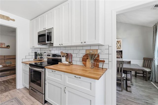 4141 Peridot DR, Virginia Beach, VA 23456