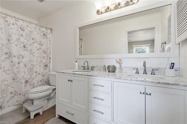 4141 Peridot DR, Virginia Beach, VA 23456