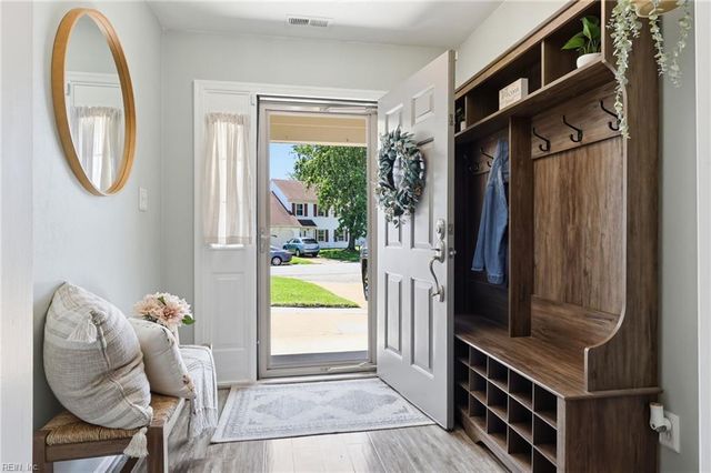 4141 Peridot DR, Virginia Beach, VA 23456