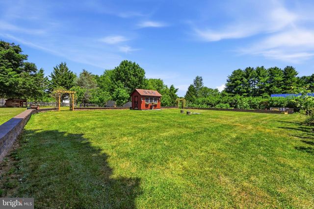 2 QUAIL RUN LN, Glenmoore, PA 19343