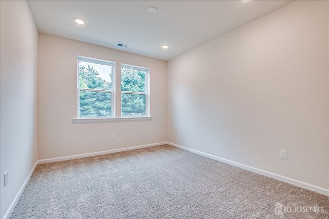 624 Sadie Circle, New Brunswick, NJ 08901