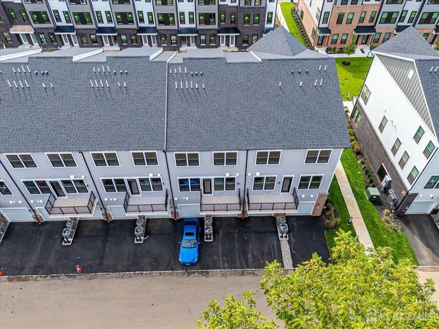 624 Sadie Circle, New Brunswick, NJ 08901