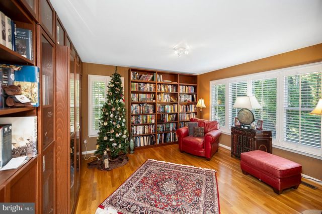307 GREEN ST, Locust Grove, VA 22508