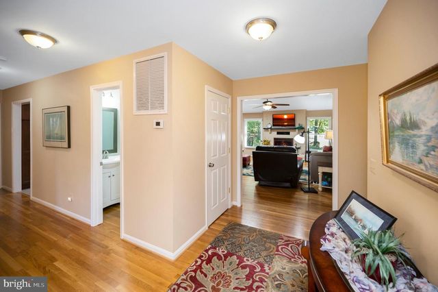 307 GREEN ST, Locust Grove, VA 22508