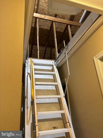 307 GREEN ST, Locust Grove, VA 22508