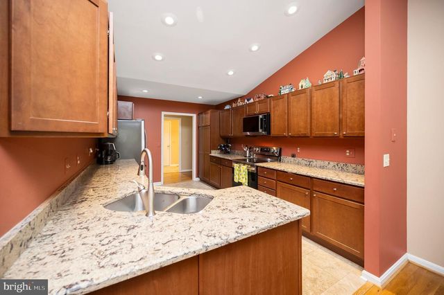 307 GREEN ST, Locust Grove, VA 22508