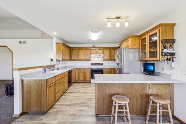 5008 Creek Haven Road, Cottage Grove, WI 53527