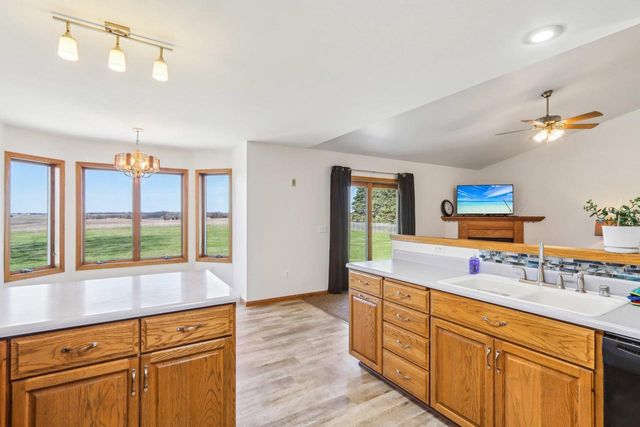 5008 Creek Haven Road, Cottage Grove, WI 53527