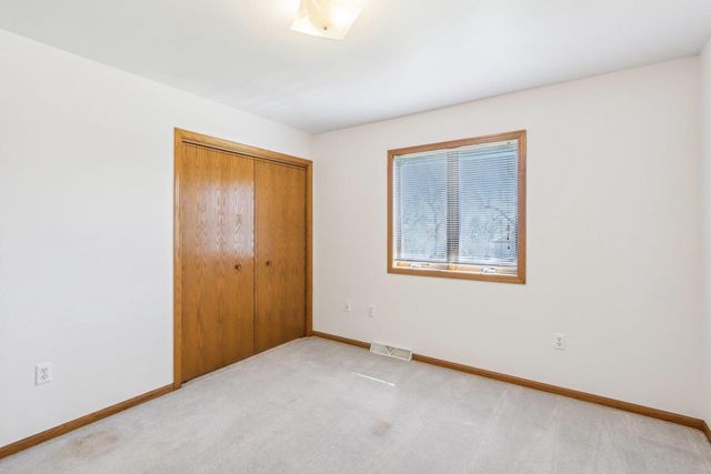 5008 Creek Haven Road, Cottage Grove, WI 53527