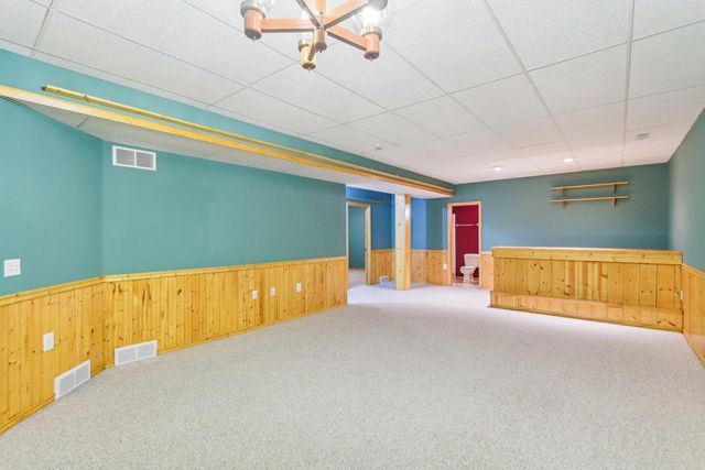 5008 Creek Haven Road, Cottage Grove, WI 53527