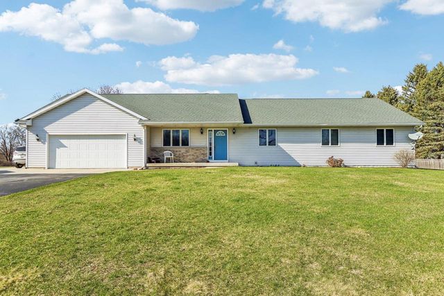 5008 Creek Haven Road, Cottage Grove, WI 53527