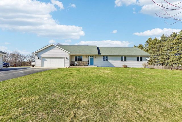 5008 Creek Haven Road, Cottage Grove, WI 53527