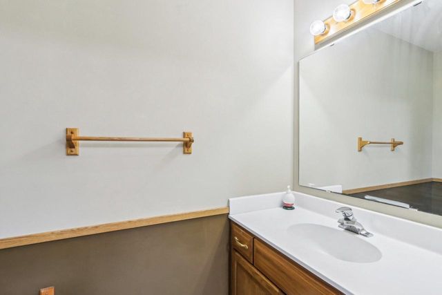 5008 Creek Haven Road, Cottage Grove, WI 53527