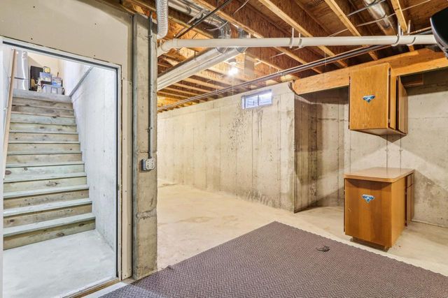 5008 Creek Haven Road, Cottage Grove, WI 53527