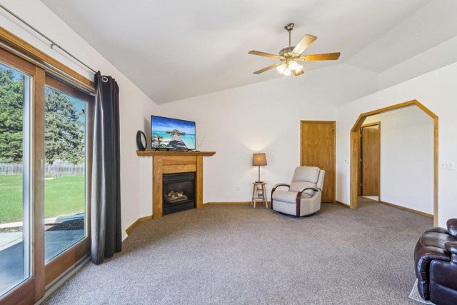 5008 Creek Haven Road, Cottage Grove, WI 53527