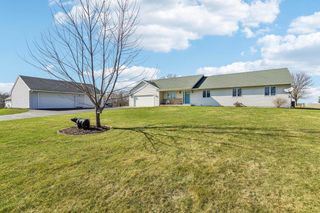 5008 Creek Haven Road, Cottage Grove, WI 53527