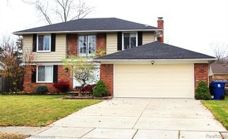 6586 Carriage Hills Drive, Canton, MI 48187