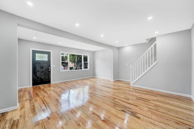 3004 Lasalle Avenue, Bronx, NY 10461