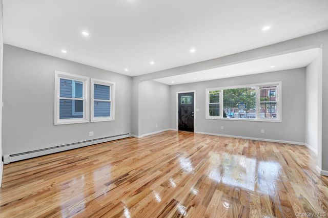 3004 Lasalle Avenue, Bronx, NY 10461