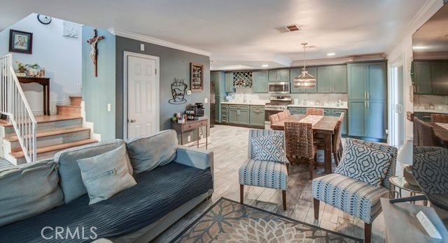 2119 W Edinger UNIT A, Santa Ana, CA 92704