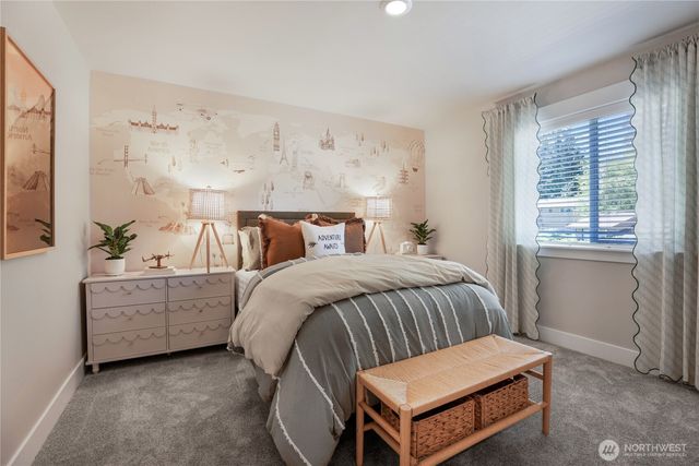 32427 Myrtle Avenue SE, Black Diamond, WA 98010