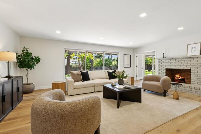 755 Santa Rita Avenue, Los Altos, CA 94022
