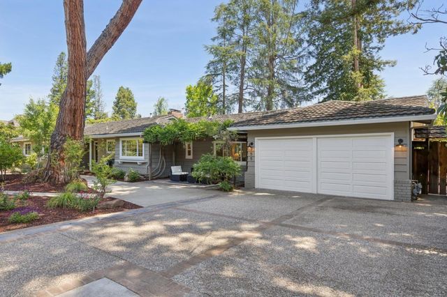 755 Santa Rita Avenue, Los Altos, CA 94022
