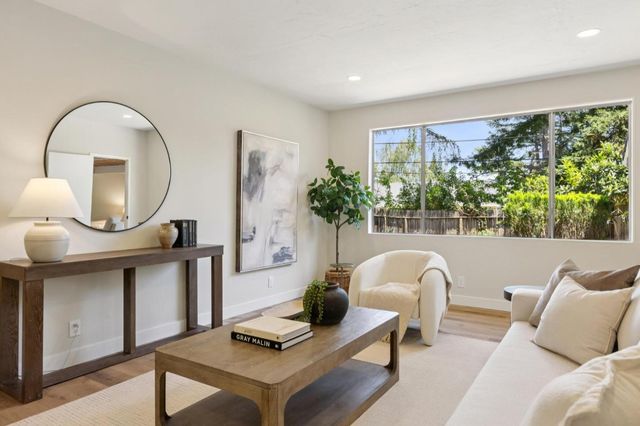 755 Santa Rita Avenue, Los Altos, CA 94022