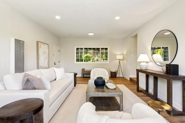 755 Santa Rita Avenue, Los Altos, CA 94022