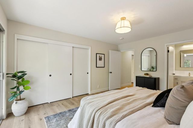 755 Santa Rita Avenue, Los Altos, CA 94022